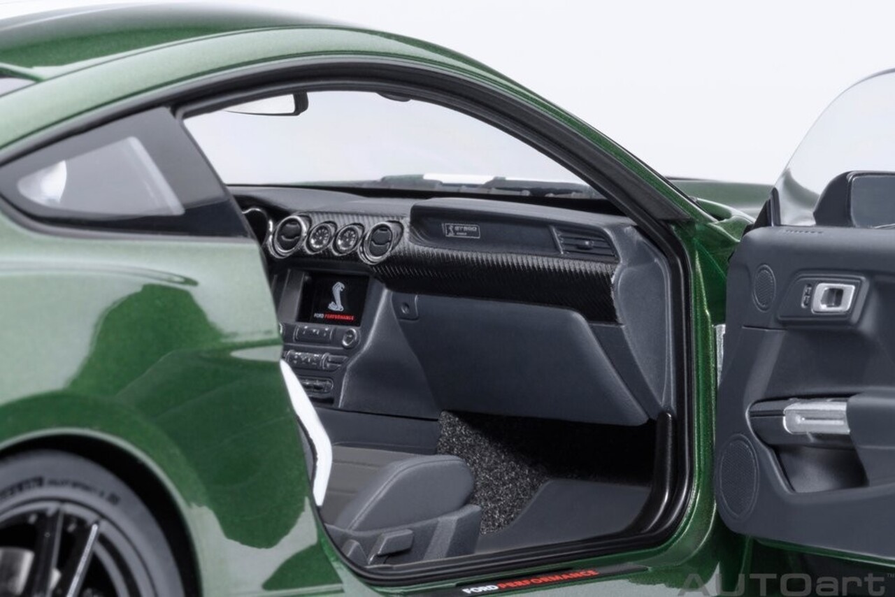 Ford Ford Mustang Shelby GT500 Coupe 2023  - 1:18 - AUTOart