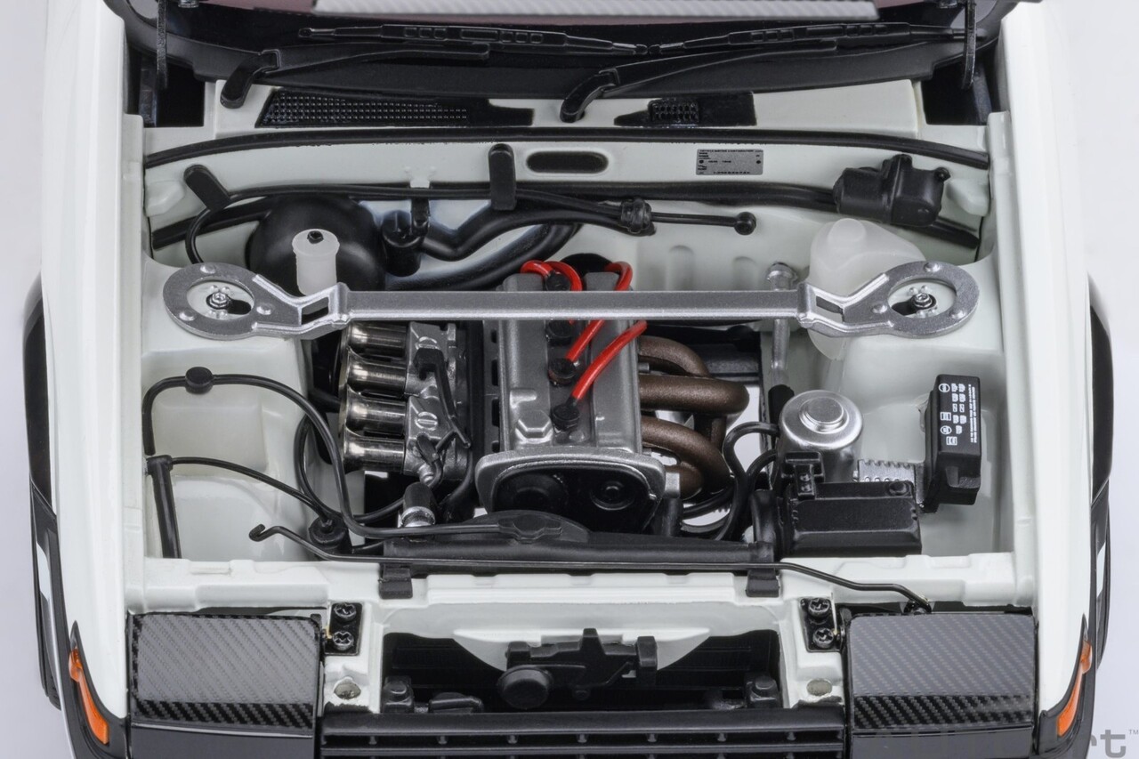 Toyota Toyota Sprinter Trueno (AE86) Initial D Project D Final Version 30th Anniversary 1980 - 1:18 - AUTOart