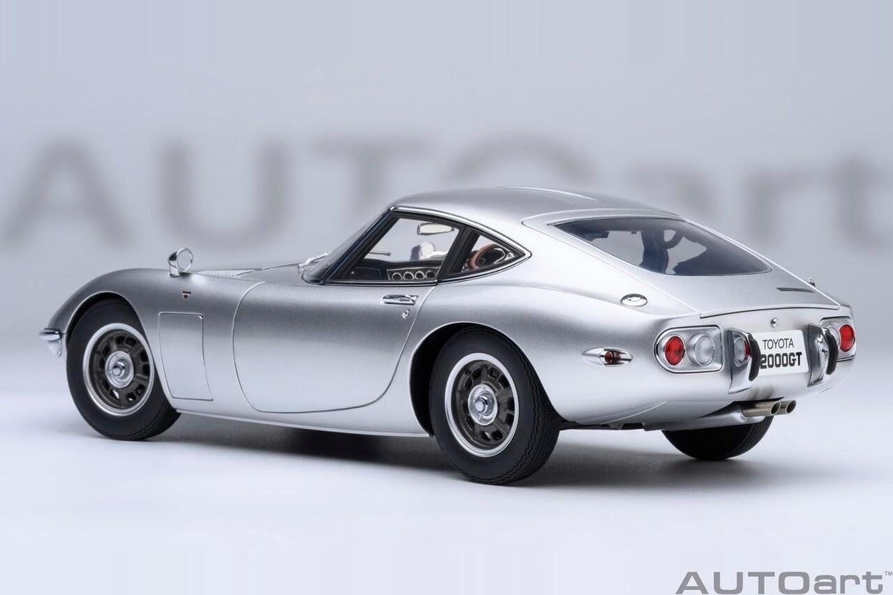 Toyota Toyota 2000GT 1967 - 1:18 - AUTOart