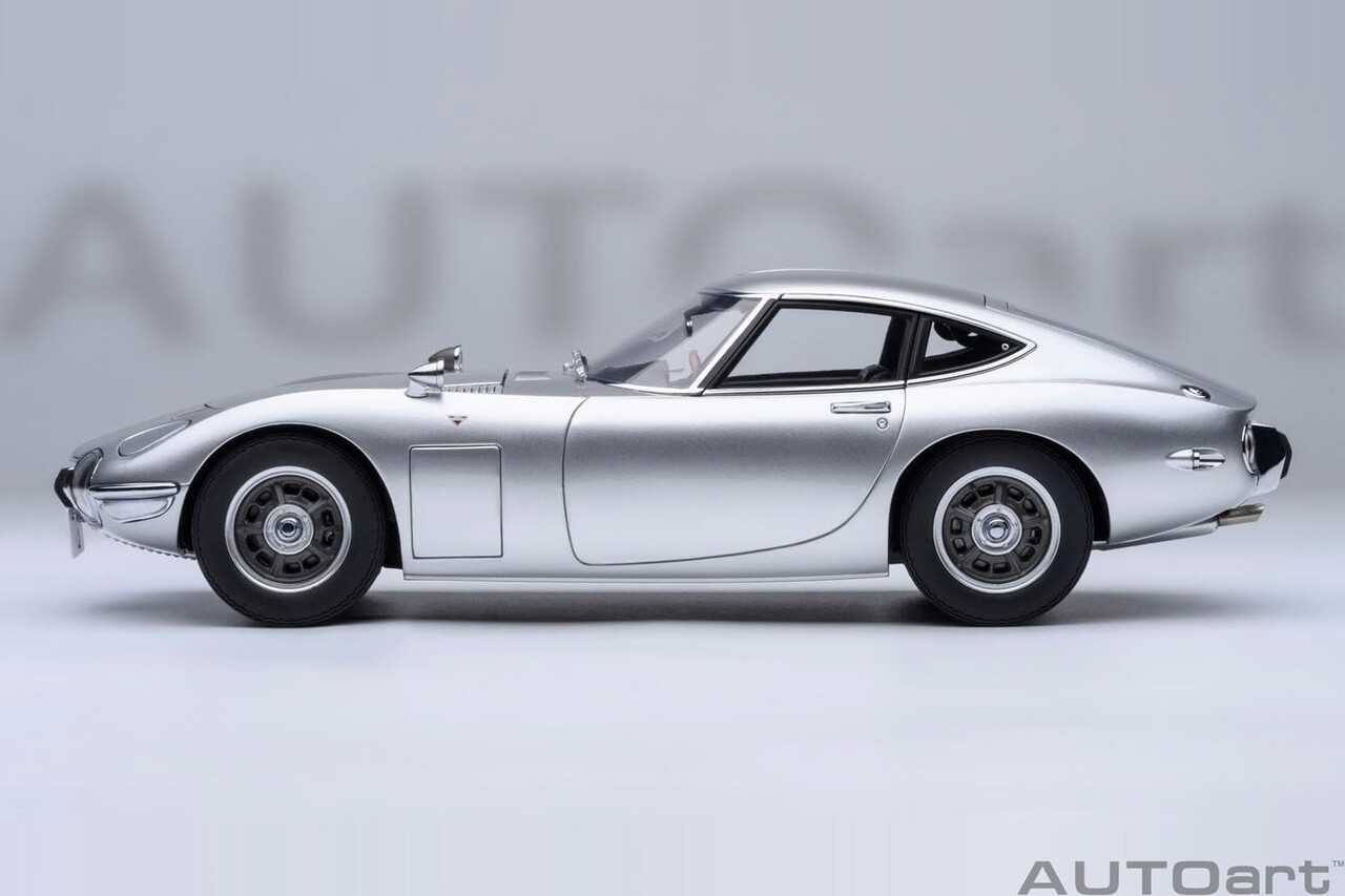 Toyota Toyota 2000GT 1967 - 1:18 - AUTOart