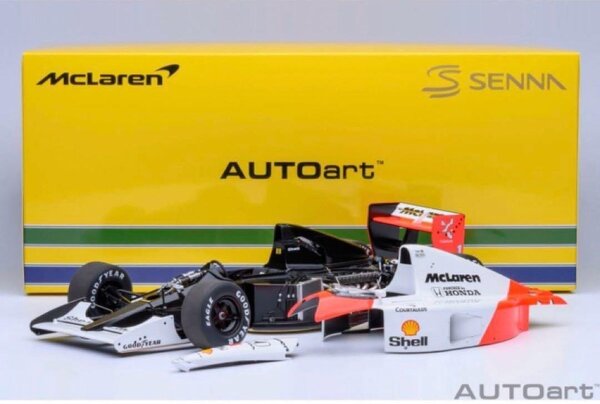 Formule 1 McLaren F1 MP4/6 Honda #1 World Champion 2nd GP Japan 1991 (A.Senna) + McLaren Logo- 1:18 - AUTOart