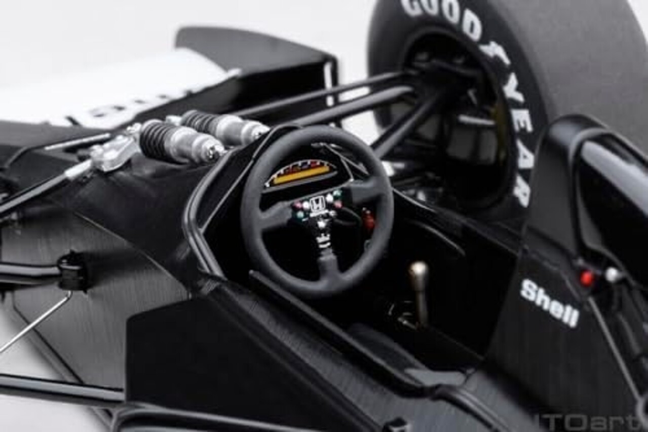 Formule 1 McLaren F1 MP4/6 Honda #1 World Champion 2nd GP Japan 1991 (A.Senna) - 1:18 - AUTOart