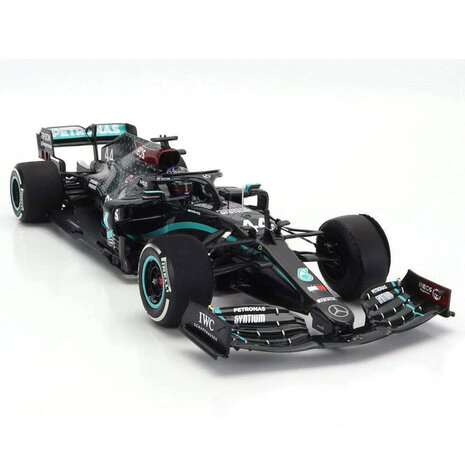 Formule 1 Mercedes-AMG Petronas F1 Team W11 EQ Perf. #44  1st British GP 2020, Flat Tyre - 1:18 - Minichamps