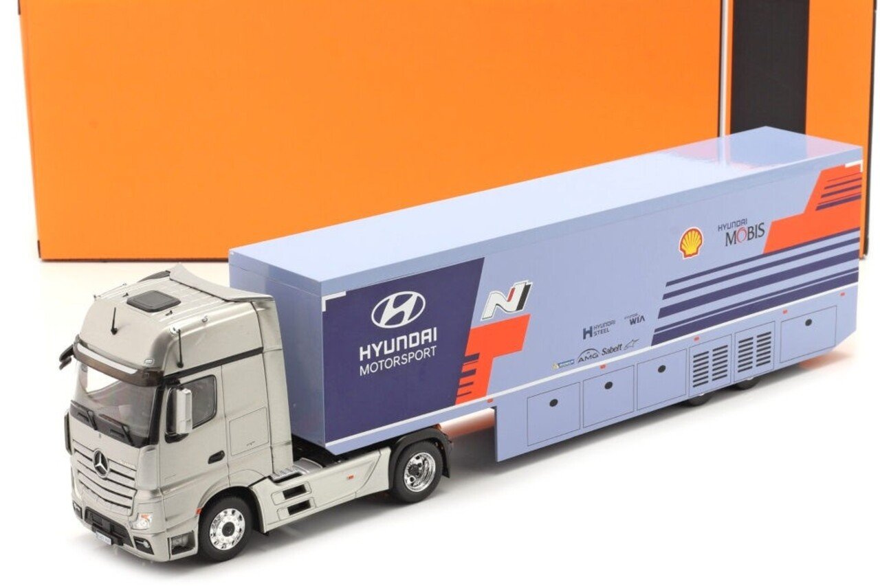 Mercedes-Benz Mercedes-Benz Actros MP4 (WRC Rally Transporter) 2019 - 1:43 - IXO Models