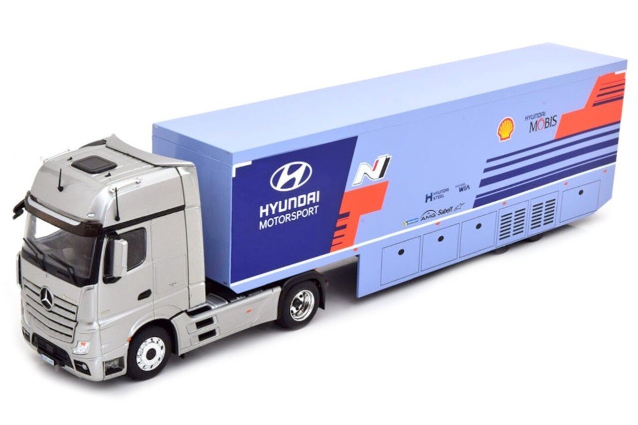 Mercedes-Benz Mercedes-Benz Actros MP4 (WRC Rally Transporter) 2019 - 1:43 - IXO Models