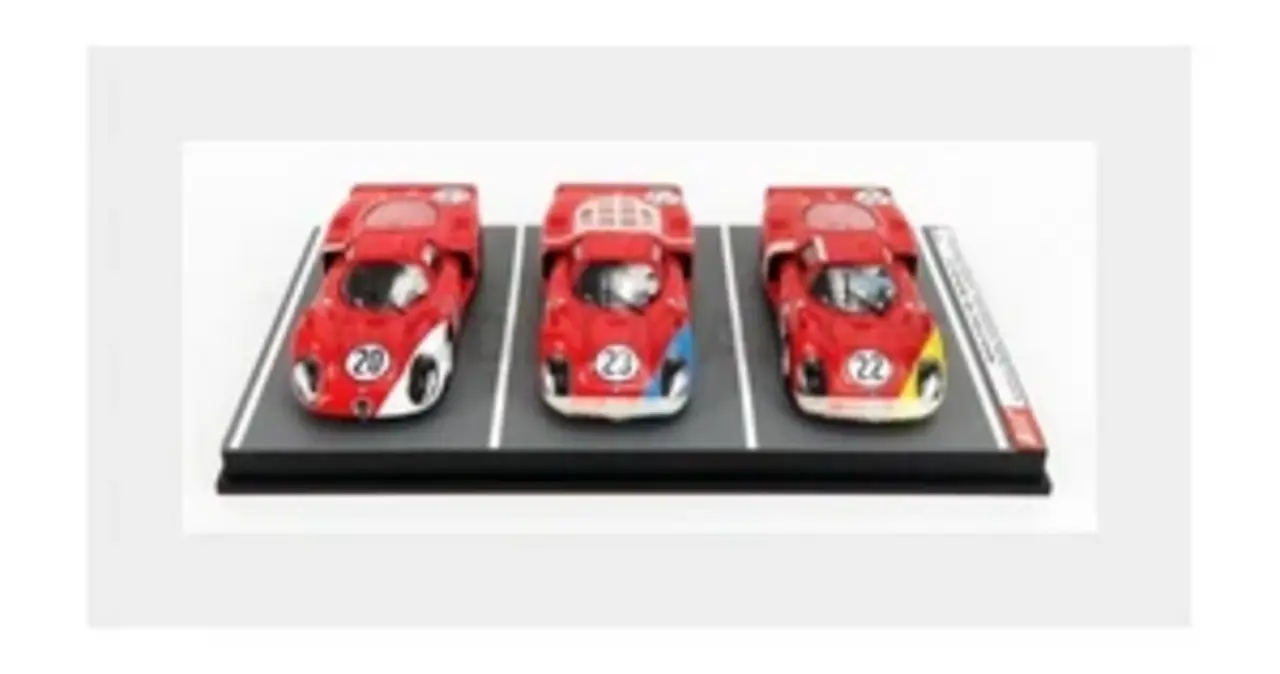 Alfa Romeo Alfa Romeo SET (3X): 33.2 #20 5th 24H Daytona / #23 6th 24H Daytona / #22 7th 24H Daytona 1968 - 1:43 - Best Model