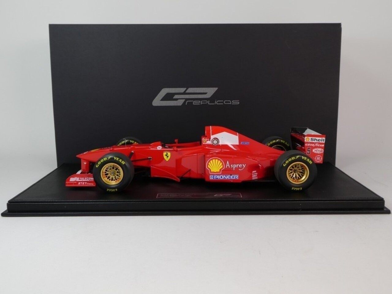 Formule 1 Ferrari F310B #5 Team Scuderia Ferrari Marlboro Winner GP Canada 1997 (M.Schumacher) - 1:12 - GP Replicas