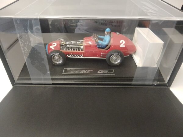 Formule 1 Ferrari 375 #2 Winner GP Monza Italy 1951 + Pilot Figure (A.Ascari) - 1:18 - GP Replicas