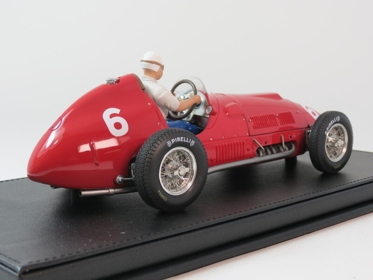 Formule 1 Ferrari 375 #6 2nd GP Spain + Pilot Driver 1971 (J.F.Gonzalez) - 1:18 - GP Replicas
