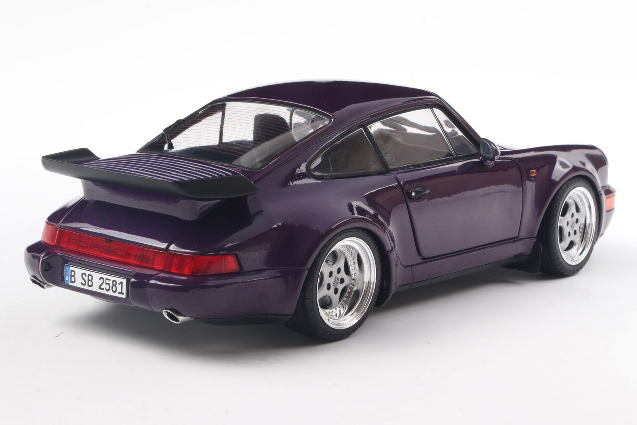Porsche Porsche 911 (964) Turbo 1990 - 1:18 - Solido