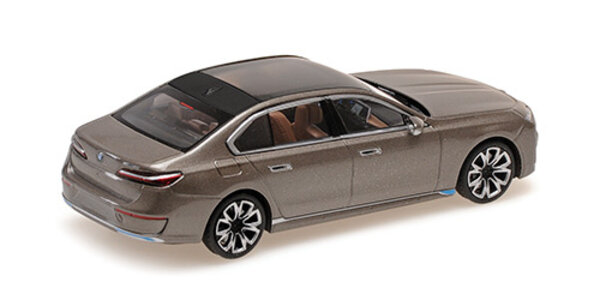 BMW BMW I7 2023 - 1:43 - Minichamps
