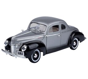 Ford Ford DeLuxe 1940 - 1:18 - Motor Max