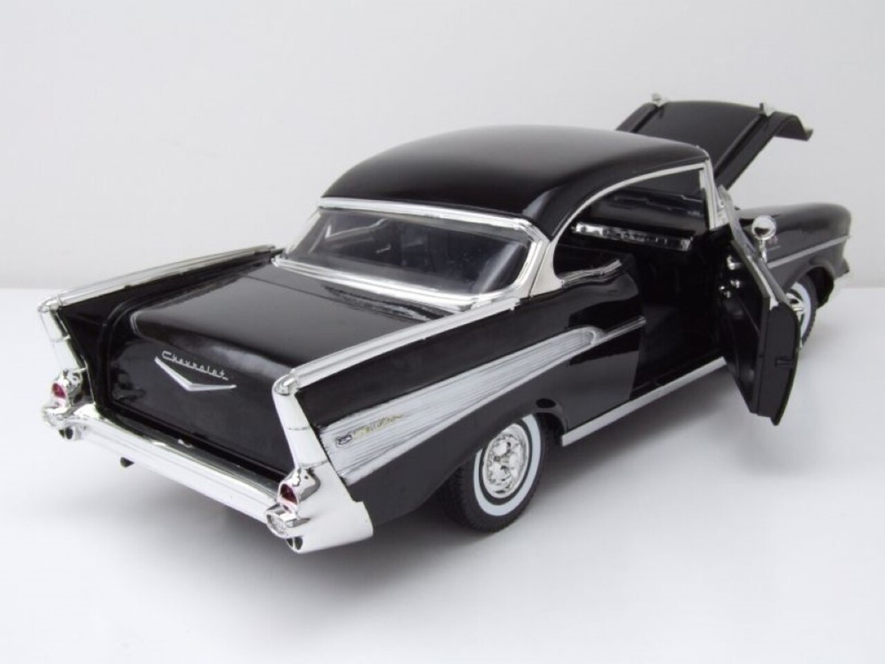 Chevrolet Chevrolet Bel Air Hardtop 1957 - 1:18 - Motor Max