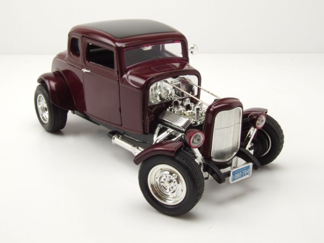Ford Ford Hot Rod 5-Windows Coupe 1932 (Open Hood) - 1:18 - Motor Max