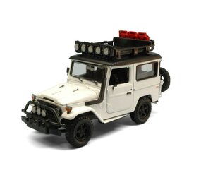 Toyota Toyota FJ40 Hard Top Off Road Version + Roof Rack 'Toyota' 1974 - 1:24 - Motor Max