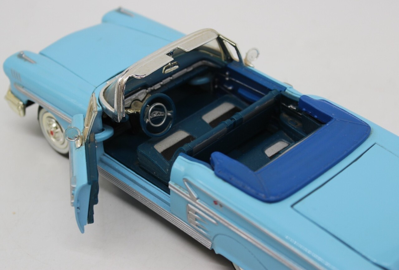 Chevrolet Chevrolet Impala Convertible 1958 - 1:24 - Motor Max