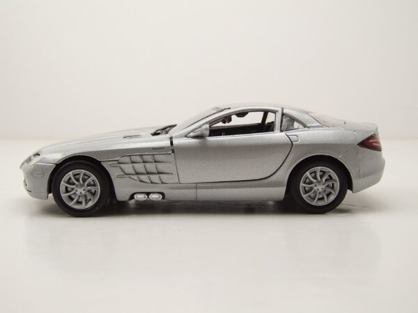 Mercedes-Benz Mercedes-Benz SLR McLaren - 1:24 - Motor Max