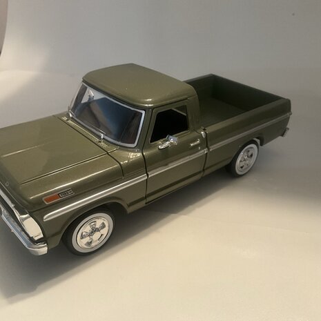 Ford Ford F-100 Pick-Up 1969 - 1:24 - Motor Max