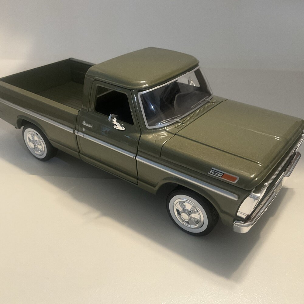 Ford Ford F-100 Pick-Up 1969 - 1:24 - Motor Max
