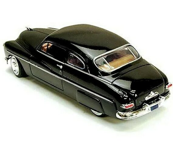 Mercury Mercury Coupe 1949 - 1:24 - Motor Max