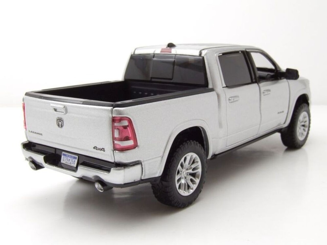 Dodge Dodge RAM 1500 Crew Cab Laramie 2019 - 1:27 - Motor Max Dodge Dodge RAM 1500 Crew Cab Laramie 2019 - 1:27 - Motor Max