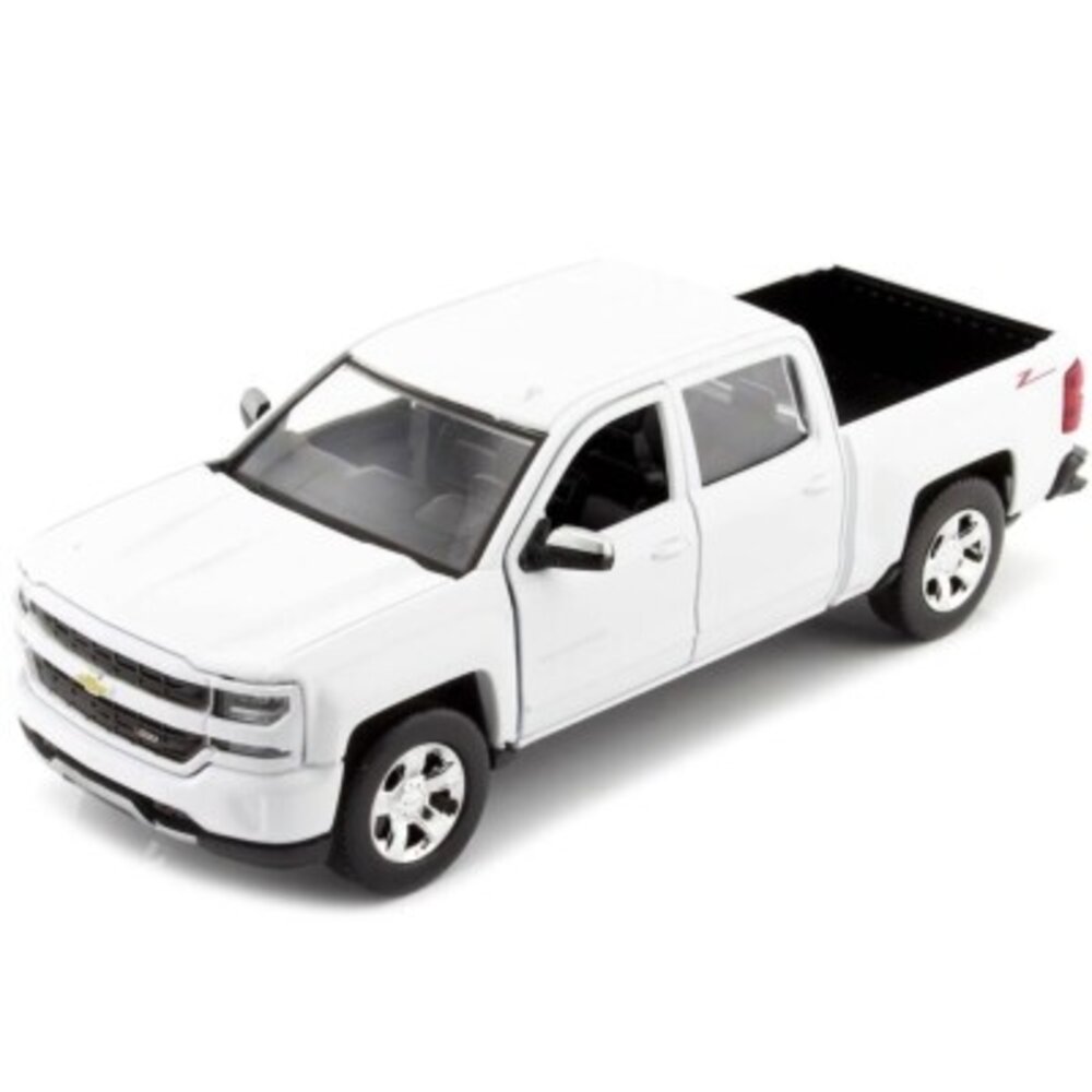 Chevrolet Chevrolet Silverado 1500 LT-Z71 Crew Cab Pick-Up 2017 - 1:27 - Motor Max Chevrolet Chevrolet Silverado 1500 LT-Z71 Crew Cab Pick-Up 2017 - 1:27 - Motor Max