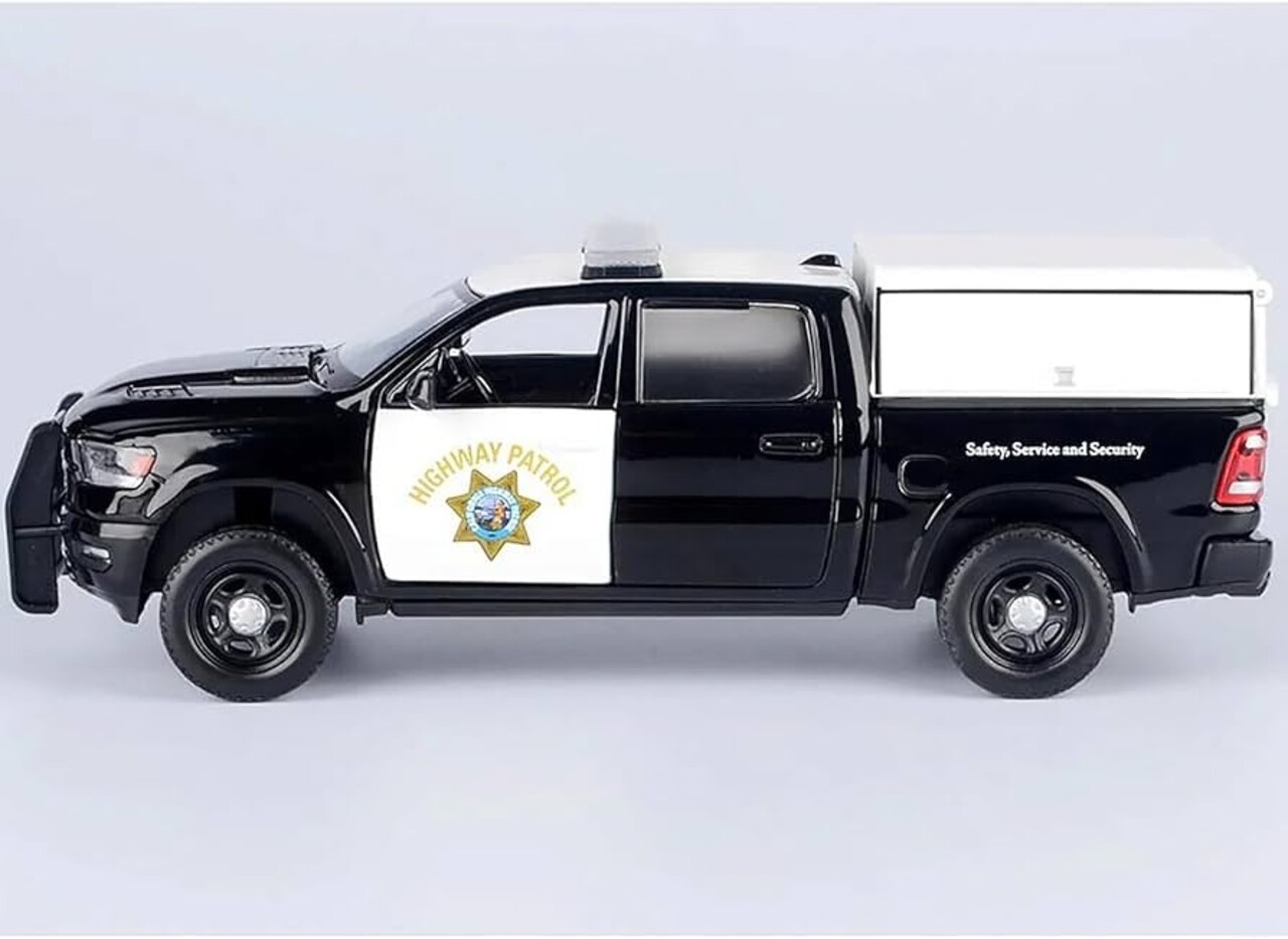 Dodge Dodge RAM 1500 Crew Cab Laramie California Highway Patrol 2019 - 1:27 - Motor Max