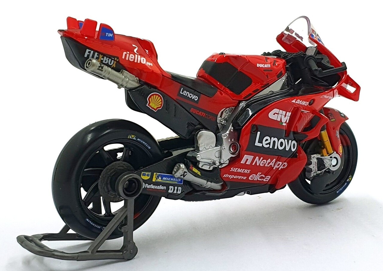 Ducati Ducati Desmosedici GP24 Ducati Lenovo Team #1 2024 - 1:18 - Maisto