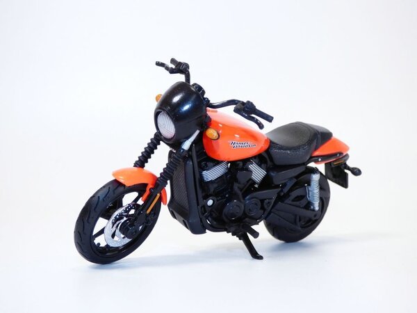 Harley Davidson Harley Davidson Street 750 2015 - 1:18 - Maisto Harley Davidson Harley Davidson Street 750 2015 - 1:18 - Maisto