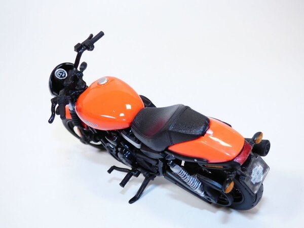 Harley Davidson Harley Davidson Street 750 2015 - 1:18 - Maisto Harley Davidson Harley Davidson Street 750 2015 - 1:18 - Maisto