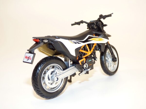 KTM KTM 690 SMC R - 1:18 - Maisto KTM KTM 690 SMC R - 1:18 - Maisto