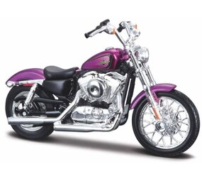 Harley Davidson Harley Davidson XL 1200V Seventy-Two 2013 - 1:18 - Maisto