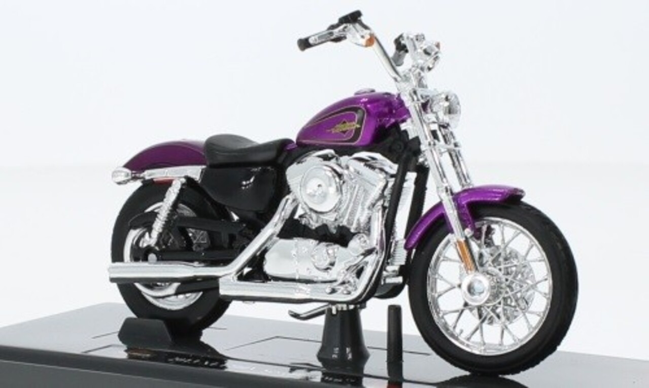 Harley Davidson Harley Davidson XL 1200V Seventy-Two 2013 - 1:18 - Maisto Harley Davidson Harley Davidson XL 1200V Seventy-Two 2013 - 1:18 - Maisto