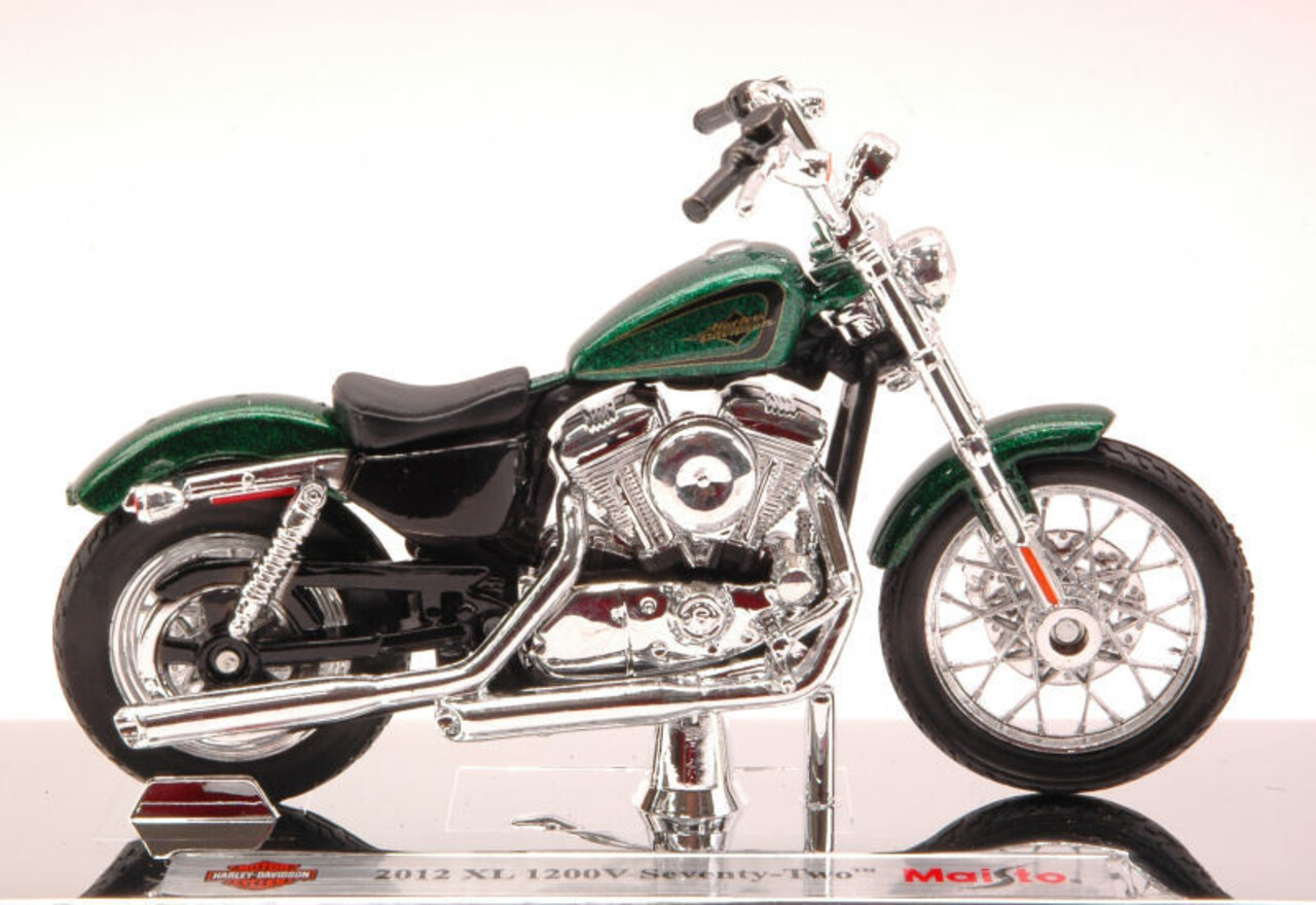 Harley Davidson Harley Davidson XL 1200V Seventy-Two 2012 - 1:18 - Maisto