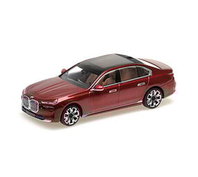 BMW BMW i7 2023 - 1:43 - Minichamps
