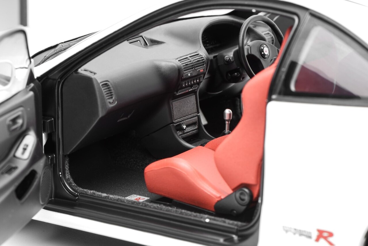 Honda Honda Integra Type-R (DC2) 1997 - 1:18 - MotorHelix