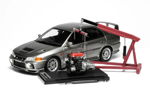 Mitsubishi Mitsubishi Lancer EVO IV + Engine + Accessories 1999 - 1:18 - MotorHelix