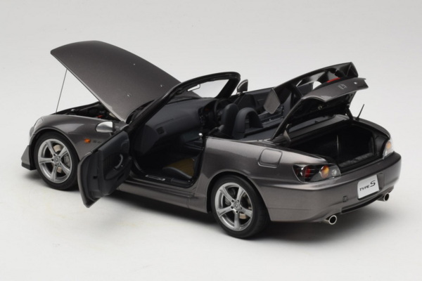Honda Honda S2000 Type S Hard Top + Engine + Accessories 2007 - 1:18 - MotorHelix