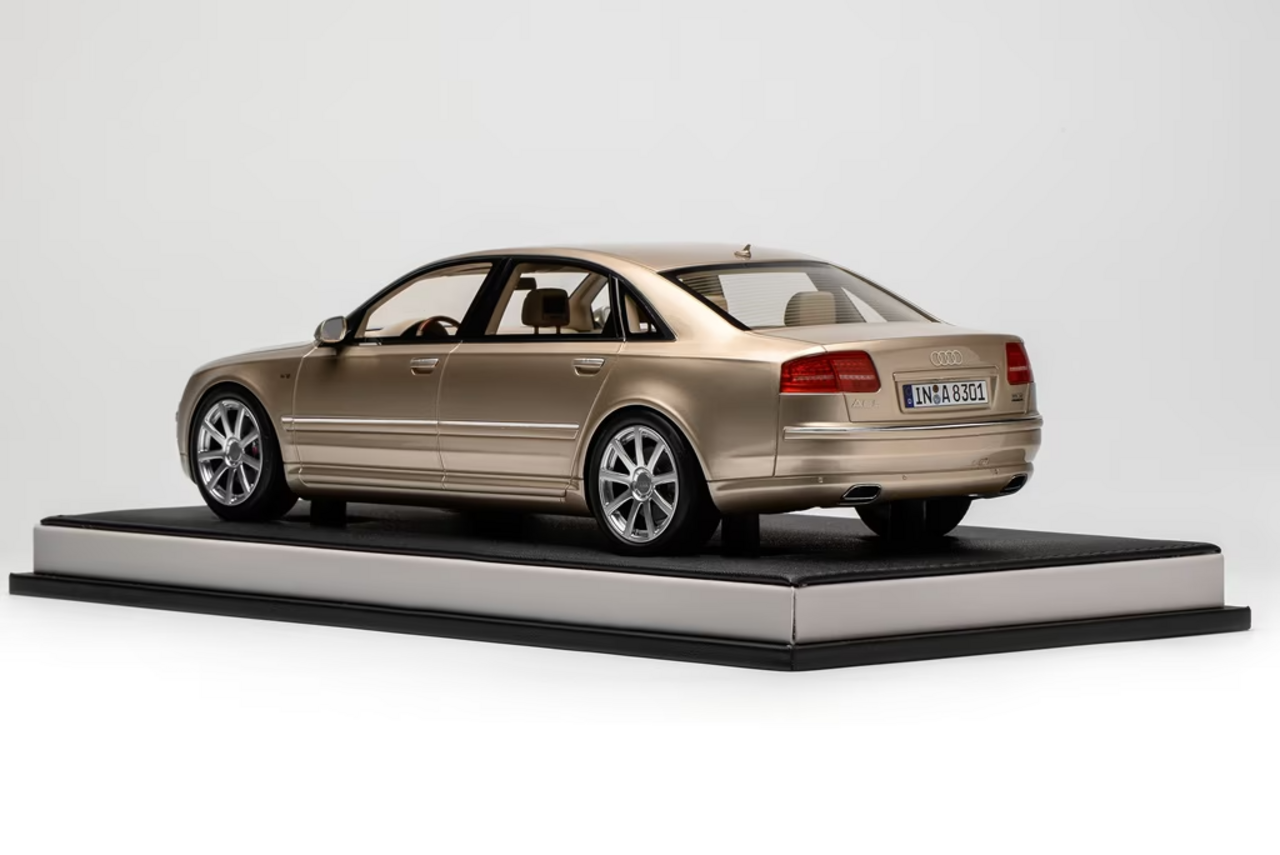 Audi Audi A8 L W12 Quattro 2008 - 1:18 - MotorHelix