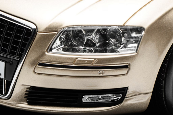 Audi Audi A8 L W12 Quattro 2008 - 1:18 - MotorHelix