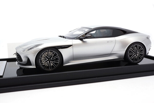 Aston Martin Aston Martin DB12 4.0L V8 Coupe 2023 - 1:18 - MotorHelix