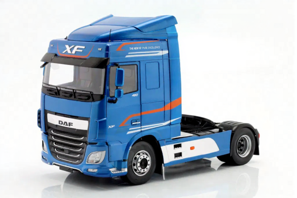 DAF DAF XF Space Cab 480 Tractor 4x2 2018 - 1:18 - Premium ClassiXXs
