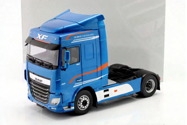 DAF DAF XF Space Cab 480 Tractor 4x2 2018 - 1:18 - Premium ClassiXXs