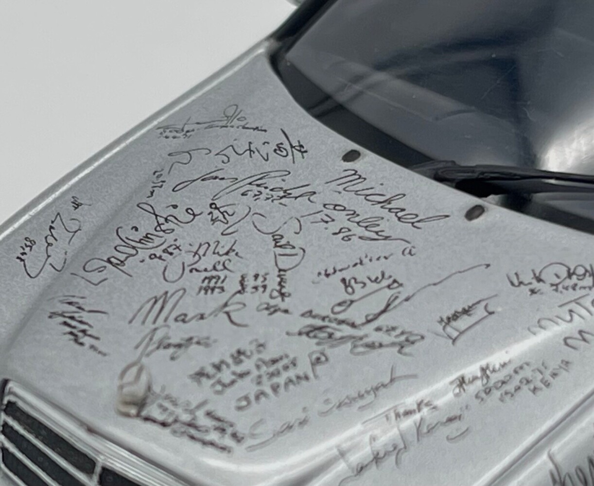 Mercedes-Benz Mercedes-Benz C 180 'Car of the World Champions' 1993 - 1:43 - Minichamps