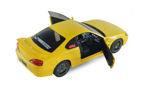 Nissan Nissan Silvia (S15) Coupe Spec-R Aero 1999 - 1:18 - Solido