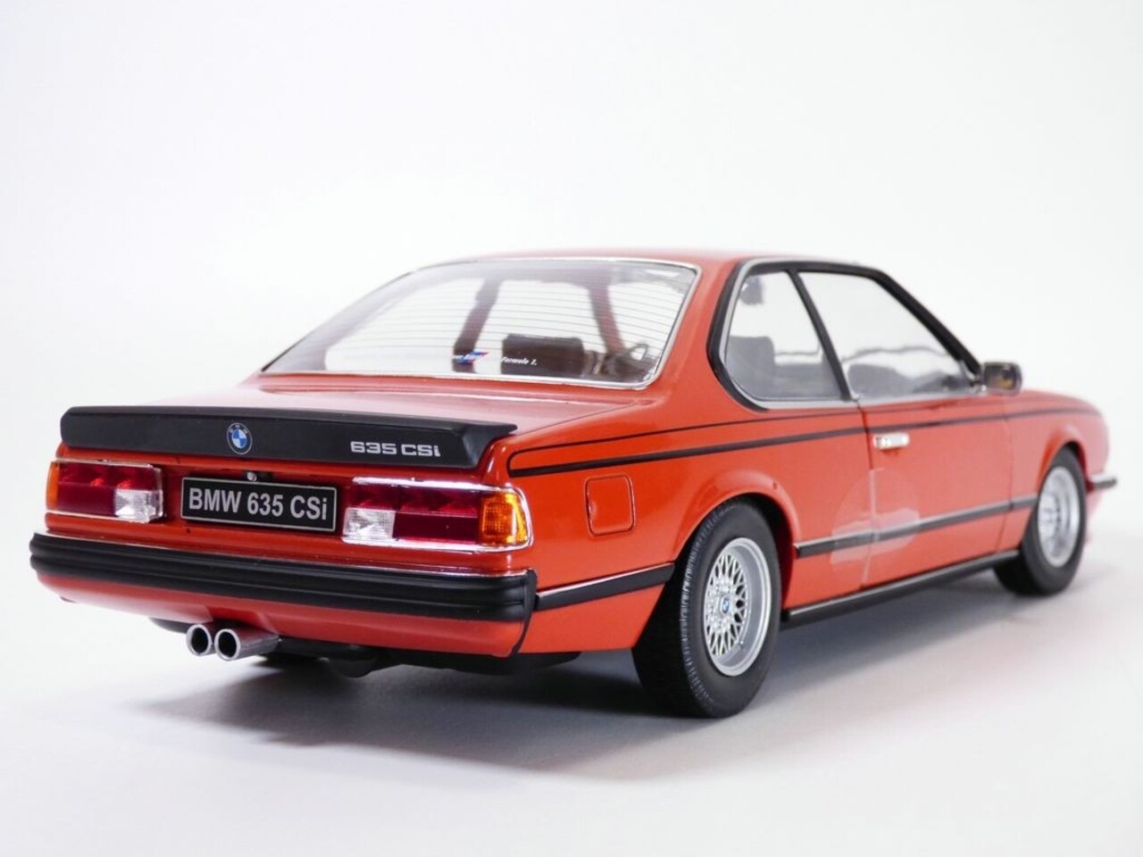 BMW BMW 6-Series 635 CSi (E24) Coupe 1984 - 1:18 - Solido