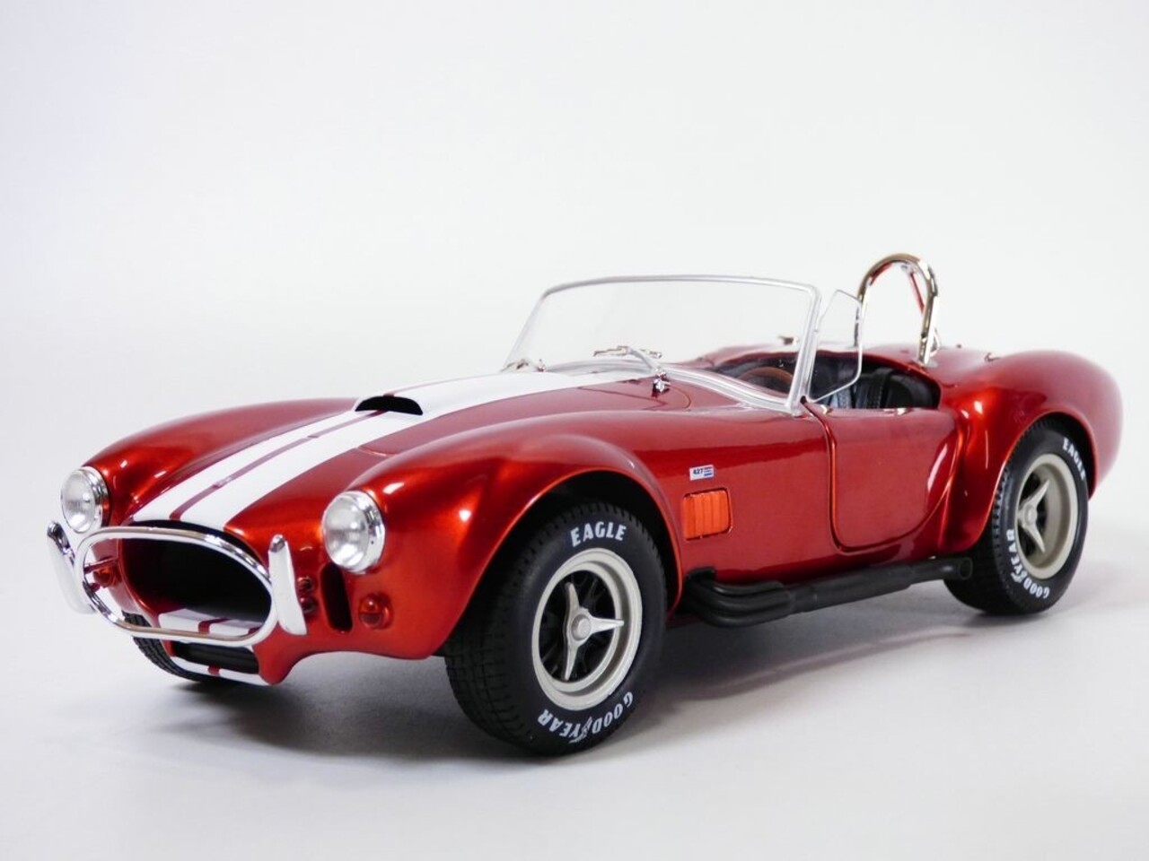 Shelby Shelby Cobra 427 S/C MKII Spider Hard Top 1965 - 1:18 - Solido