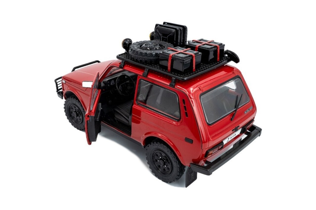 Lada Lada Niva + Roofrack + Accessories 1980 - 1:18 - Solido