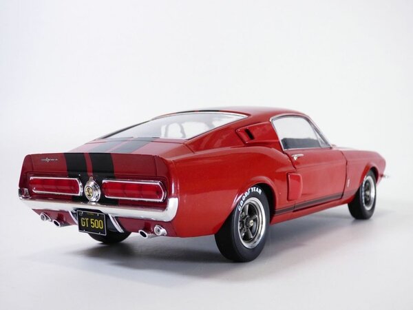 Ford Ford Shelby Mustang GT500 1967 - 1:18 - Solido