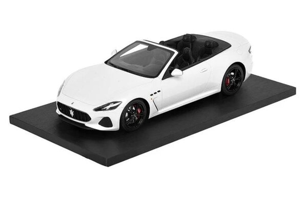 Maserati Maserati GranCabrio - 1:18 - Top Speed